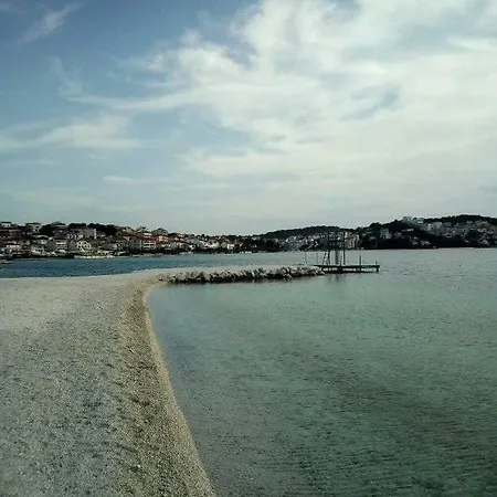 Daire Remarkable 2-bed In Okrug Gornji Trogir